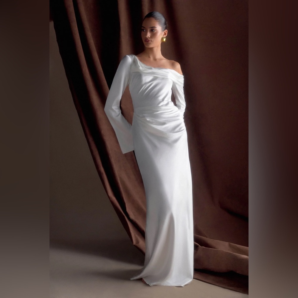 Meshki Iris White Off Shoulder Maxi Dress Medium New Bridal Formal Gown